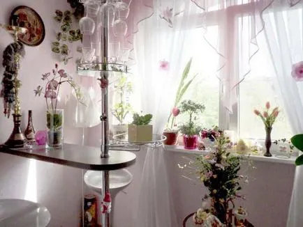Erkély kombinálva az ötlet egyesíti konyhában (erkély kombinált konyha konyha szoba erkéllyel, konyha erkéllyel design ötlet) Erkély kombinálva az ötlet ötvözi konyhában