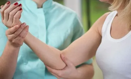 Fájdalom a közös törés után, miért a fájdalom továbbra is fennáll, és mit kell tenni (a törés) Fájdalom a közös törés után, miért a fájdalom továbbra is fennáll, és mit kell tenni