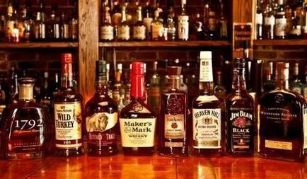 Bourbon - típusok, ital gyártása; hogyan kell inni; recept a házi whisky (recept) Bourbon - típusok, ital gyártása; hogyan kell inni; házi whisky receptje