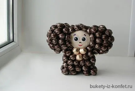 Cheburashka édességek kezét hogyan édességet ki Cheburashka fotó
