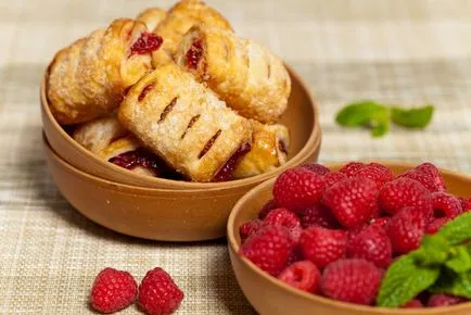 Mi főzni leveles tészta, mint 12 recept (teszt) Mi főzni leveles tészta 12 különböző receptek