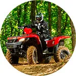 Mi az a négykerekű és ATV, és mi a különbség a kettő között