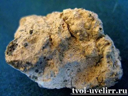 Milyen tulajdonságokkal tufa tufa (tufa kő) Milyen tulajdonságokkal tufa tufa