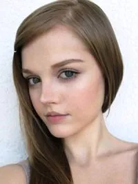 Dakota Rose smink nélkül