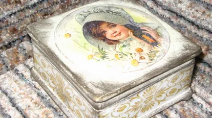 Decoupage fotók mester osztályt a lemezeken és a palackok (35 fotók)