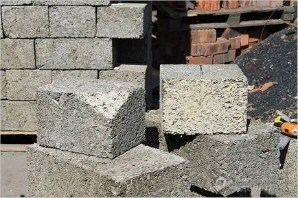 House arbolita saját kezébe - a házak építése fából-beton blokkok fotó