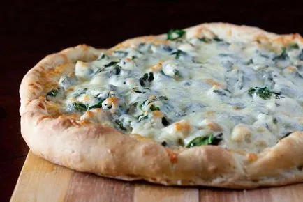 Házi pizza csirkével és sajttal - egy egyszerű recept (főzés) Házi pizza csirkével és sajttal - egy egyszerű recept