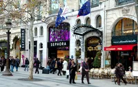 Champs Elysees - leírása a Champs-Élysées, Párizs, Franciaország, ár, fotó