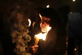 Jeruzsálem gyertya gyakorlatok és rituálék használni