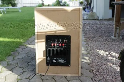 Hi-fi mélynyomó automatikus vagy otthoni kézműves autók