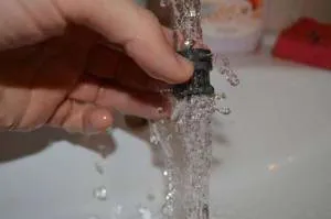 Hogyan tisztítsa és mossa az akvárium szűrő