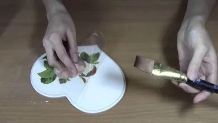 Hogyan decoupage saját kezűleg otthon, lépésről lépésre, hogy mit lehet és hogyan, lépésről lépésre fotók és (azok) Hogyan decoupage saját kezűleg otthon, lépésről lépésre, hogy mit lehet és hogyan, lépésről lépésre fotók és