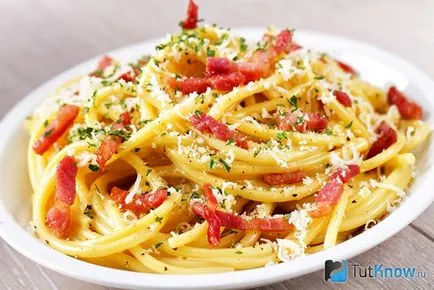 Főzni carbonara megfelelően 6 receptek (összetevők) Főzni carbonara recept van 6
