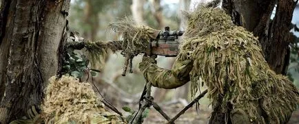 Hogyan készítsünk saját kezűleg bozontos álcázás Gilly (Ghillie)