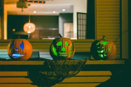 Örülök, hogy csökkentsék a sütőtök a Halloween fázisban (cut) Örülök, hogy csökkentsék a sütőtök a Halloween szakaszokban