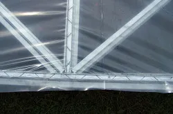 Mivel a fém fólia, hogy húzza melegházban (az első üvegházak) Hogyan Stretch fólia alatt a fém üvegházhatású