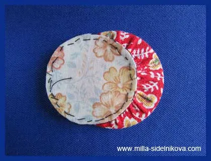 Mivel kettős gombok ruhával