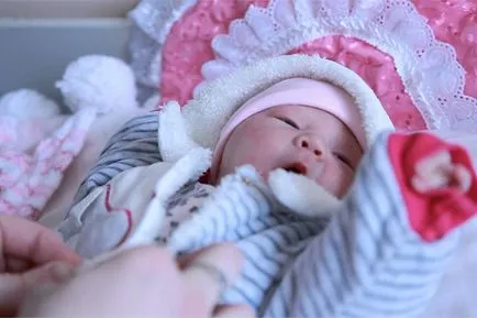 Hogyan tegyük az újszülött a kivonatot és a séta május (viselni) Hogyan tegyük az újszülött május kivonat és gyalog