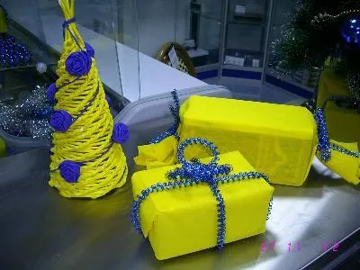 Eredetileg díszítik a boltban (értékesítési terület) az új évre, 2014 (év a ló) Eredetileg díszítik a boltban (értékesítési terület) az új évre 2014