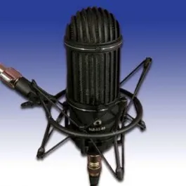 Hogyan lehet csatlakoztatni a gitárt a számítógéppel rendesen