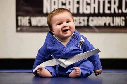 Hogyan talál egy kényelmes kimonó számára judo tanácsaink (kimono) Hogyan talál egy kényelmes kimonó számára judo tippjeinket