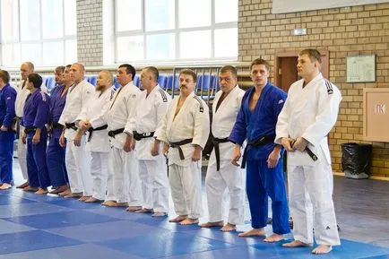 Hogyan talál egy kényelmes kimonó számára judo tanácsaink (kimono) Hogyan talál egy kényelmes kimonó számára judo tippjeinket