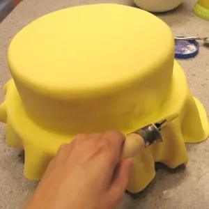 Hogyan terjed a torta öntött fotó video (sütemény) Hogyan terjed a torta öntött fotó videó