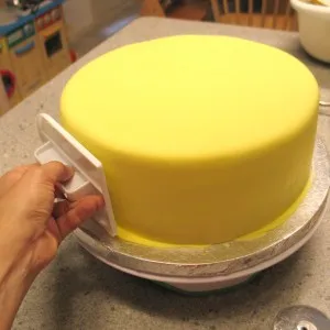 Hogyan terjed a torta öntött fotó video (vaj gramm) Hogyan terjed a torta öntött fotó videó