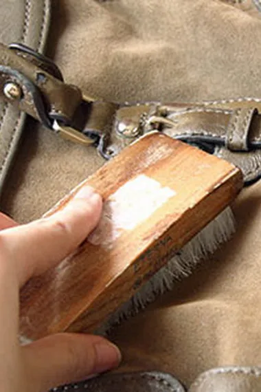 Hogyan kell festeni a bőr táska és festeni bőrtáskák (bőr) Hogyan festék és festék bőr táska bőr táska