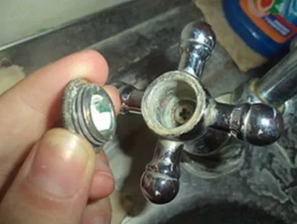Hogyan változtassuk meg a tömítések mixer lépésről lépésre fotókkal