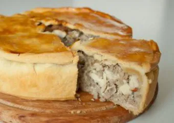 Kurnik, hogyan kell főzni csirke burgonyával gyors és ízletes (Kurnik) Kurnik, hogyan kell főzni csirke burgonyával gyors és ízletes