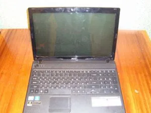 Hogyan szétszedni a acer 5742g (5742), és tiszta por