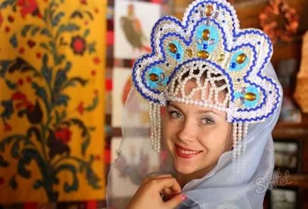 Hogyan készítsünk saját kezűleg kokoshnik (kokoshnik) Hogyan készítsünk saját kezét kokoshnik