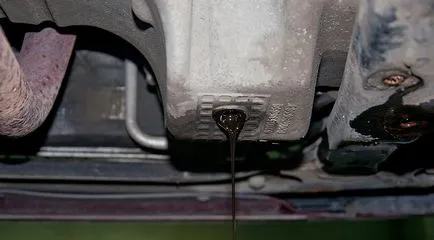 Hogyan változtassuk meg a motorolaj