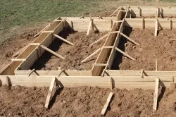 Hogyan készítsünk egy szalag alapítvány a házat a kezét (fotó és videó)