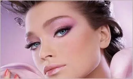 Hogyan készítsünk egy elegáns make-up 3 perc lépésről lépésre