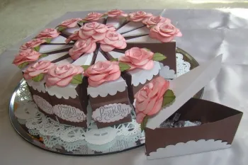 Hogyan készítsünk egy tortát a papírt a kezét (kéz) Hogyan készítsünk egy tortát a papírt a kezét