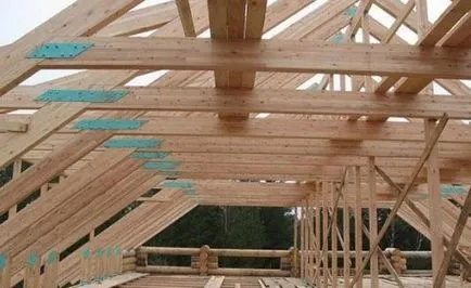 Hogyan készítsünk egy rácsos tető rendszer, hogyan kell gyűjteni, és tegye a szarufák -