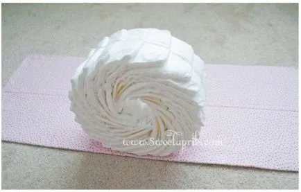 Hogyan készítsünk egy pelenka torta kezét a mester osztály lépésről lépésre és képek (kézzel) Hogyan készítsünk egy pelenka torta kezét a mester osztályban lépésről lépésre és képek