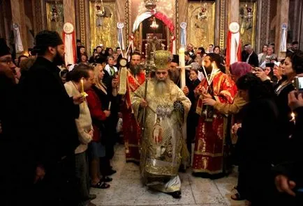 Hogyan kell viselkedni a templomban elvek és szabályok