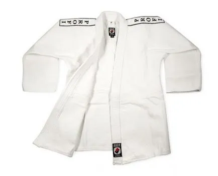 Hogyan mossuk át a kimonó számára judo és karate otthon (home) Hogyan mossuk át a kimonó számára judo és karate otthon