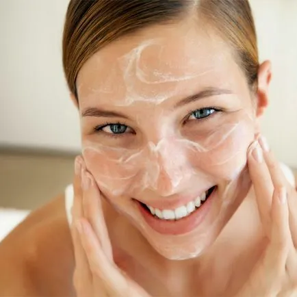Hogyan lehet eltávolítani a nyomokat a pattanások otthon (acne) Hogyan lehet eltávolítani a nyomokat a pattanások otthon