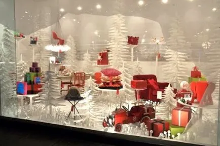 Hogyan díszíteni a kereskedési teremben az új évben, dekorációval 4 ház