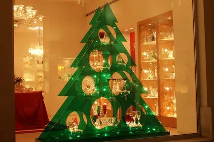 Hogyan lehet díszíteni kirakatok, és egy új 2018 (50 fotó ötletek) (2018) Hogyan lehet díszíteni kirakatok, és egy új 2018 (50 kép ötlet)