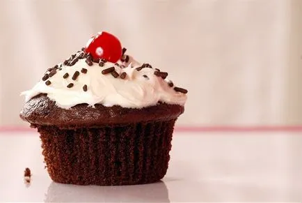 Hogyan lehet díszíteni cupcakes csokoládé