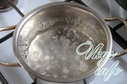 Főzni zabpehely a vízben - a recept egy fotó