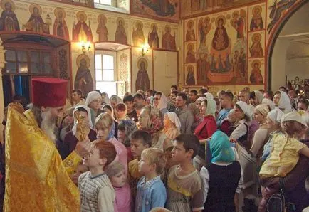 Hogyan viselkednek a szolgáltatás az ortodox templom, amikor jött az első alkalommal