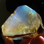 Opal stone és annak tulajdonságait, fotók