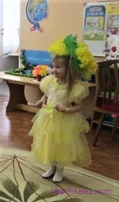 Farsang vagy jelmezes „Tavasz” saját kezűleg