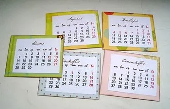 Naptár papír a kezét, a technika scrapbooking, a gyermekek vagy egy szeretett ember